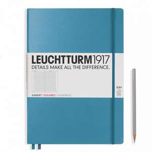 Agendă nedatată Leuchtturm Master Slim (A4+): Albastru nordic, 121 pagini cu pătrățele