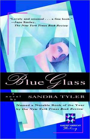 Blue Glass de Sandra Tyler