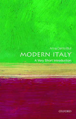 Modern Italy: A Very Short Introduction de Anna Cento Bull