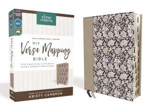 NIV, Verse Mapping Bible, Leathersoft, Navy Floral, Thumb Indexed, Comfort Print: Find Connections in Scripture Using a Unique 5-Step Process de Kristy Cambron