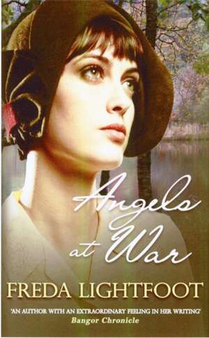 Angels At War de Freda Lightfoot