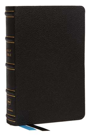 NKJV, Compact Bible, Maclaren Series, Genuine Leather, Black, Comfort Print: Holy Bible, New King James Version de Thomas Nelson