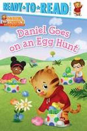 Daniel Goes on an Egg Hunt de Maggie Testa