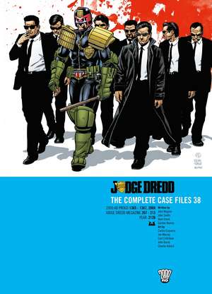 Judge Dredd: The Complete Case Files 38 de John Wagner