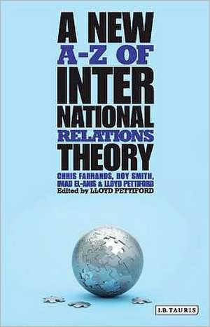 A New A-Z of International Relations Theory: A Journey with Headhunters of Borneo de Chris Farrands