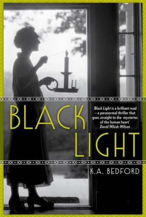 Black Light de K. A. Bedford