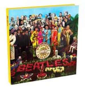 The Beatles: Sgt. Pepper's Lonely Hearts Club Record Album Journal de Insights